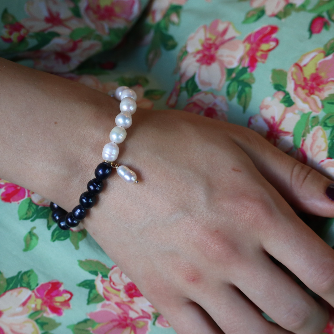 Bratara, Clarté Noire