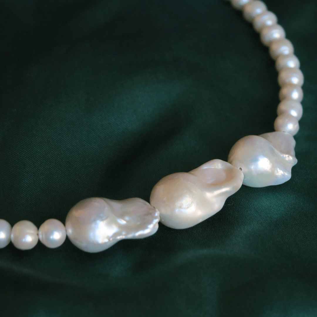 Colier, Deux - Totty