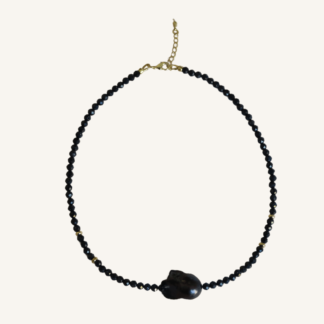 Colier, Luna - Totty