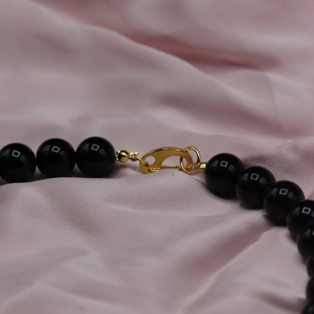 Colier, Patte d’Ombre